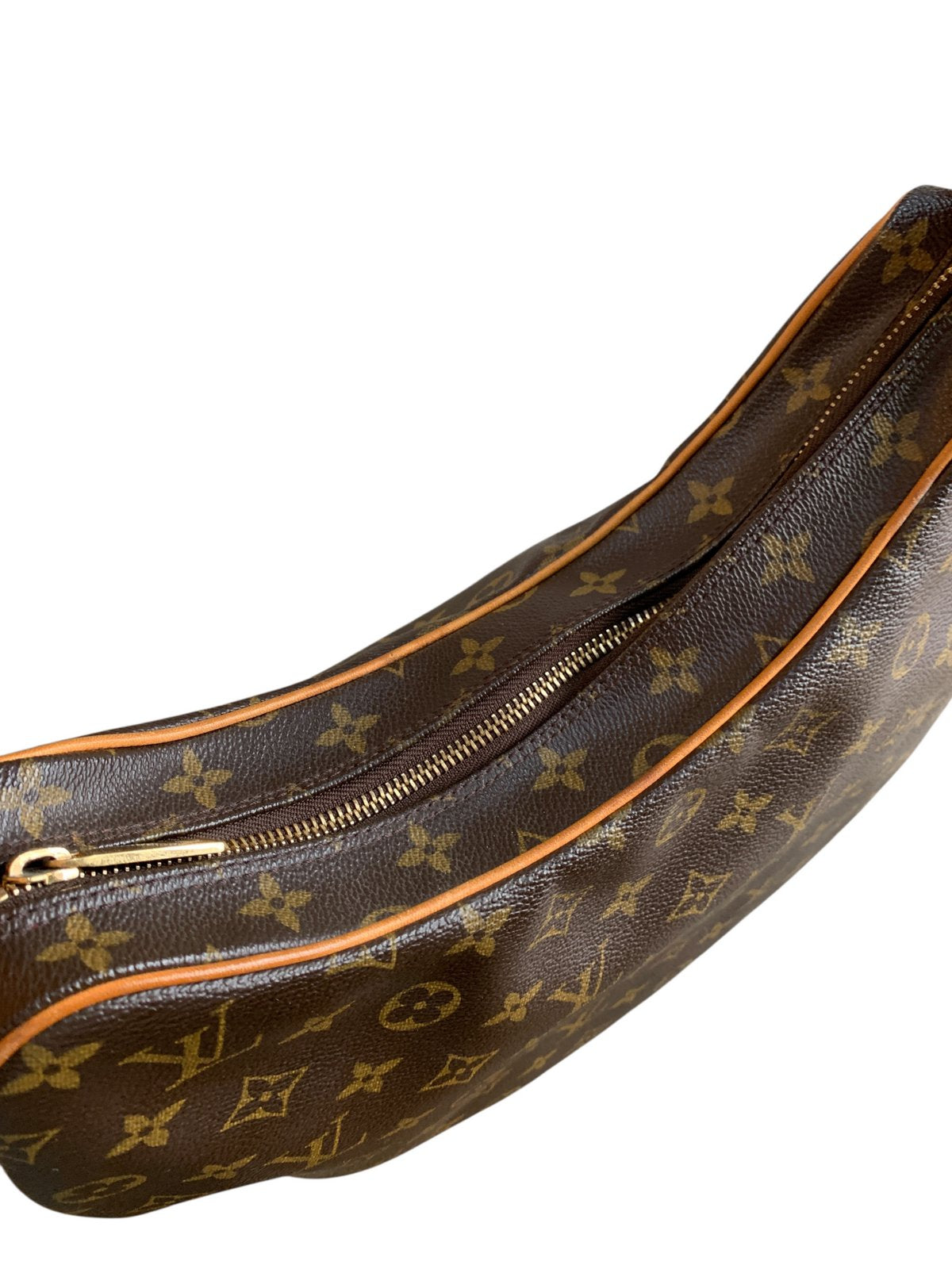 Louis Vuitton Croissant GM monogram CA0043