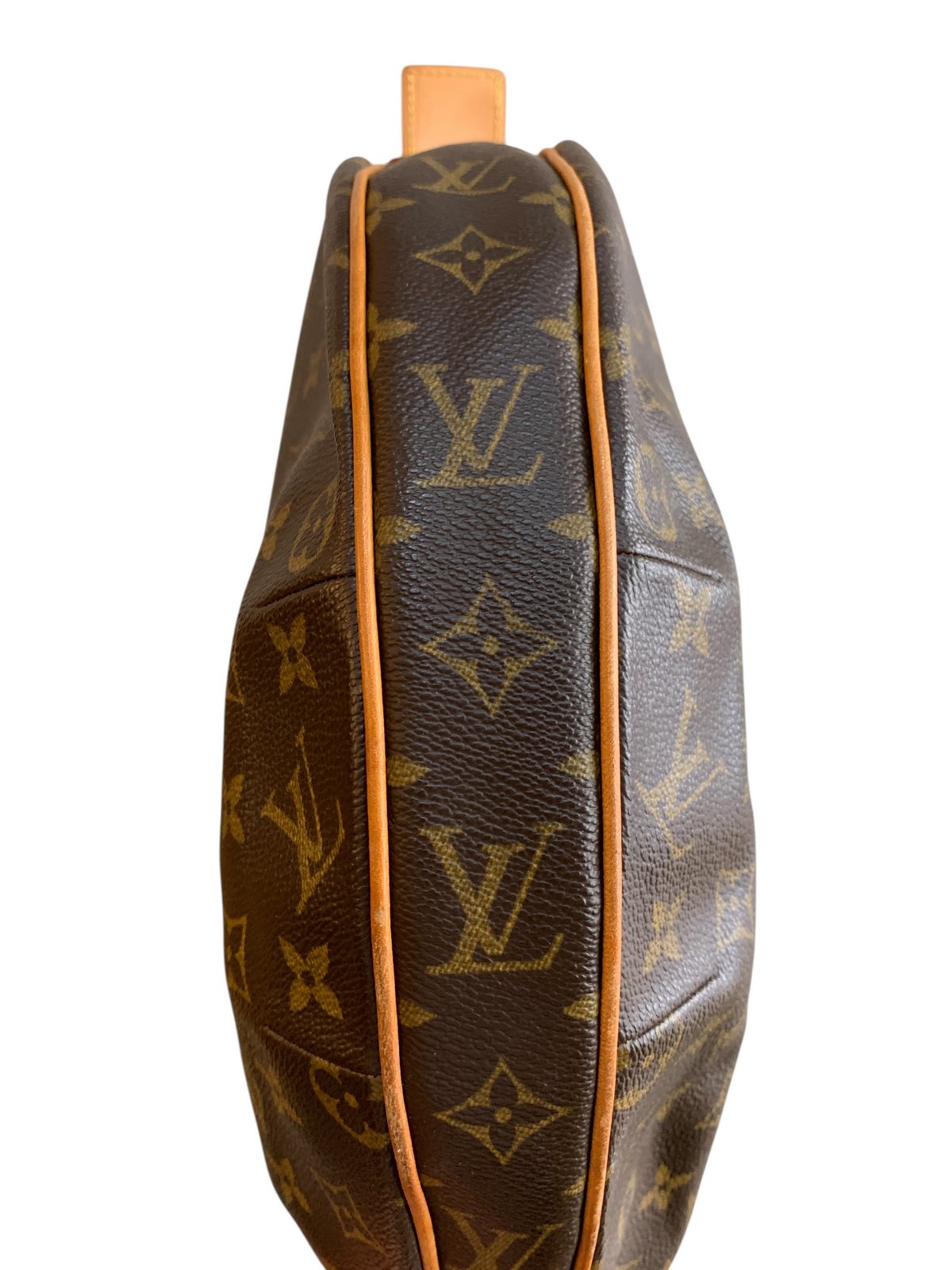 Louis Vuitton Croissant GM monogram CA0043