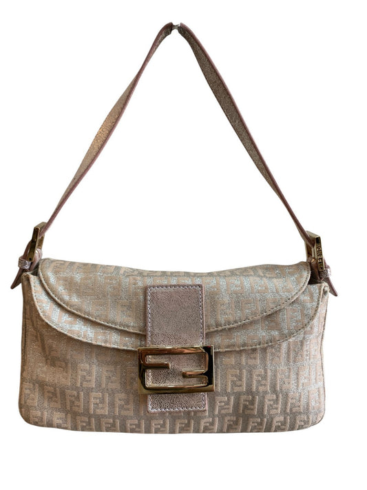 Fendi Baguette in Tela e Pelle Rosa Chiaro Laminata - AgeVintage