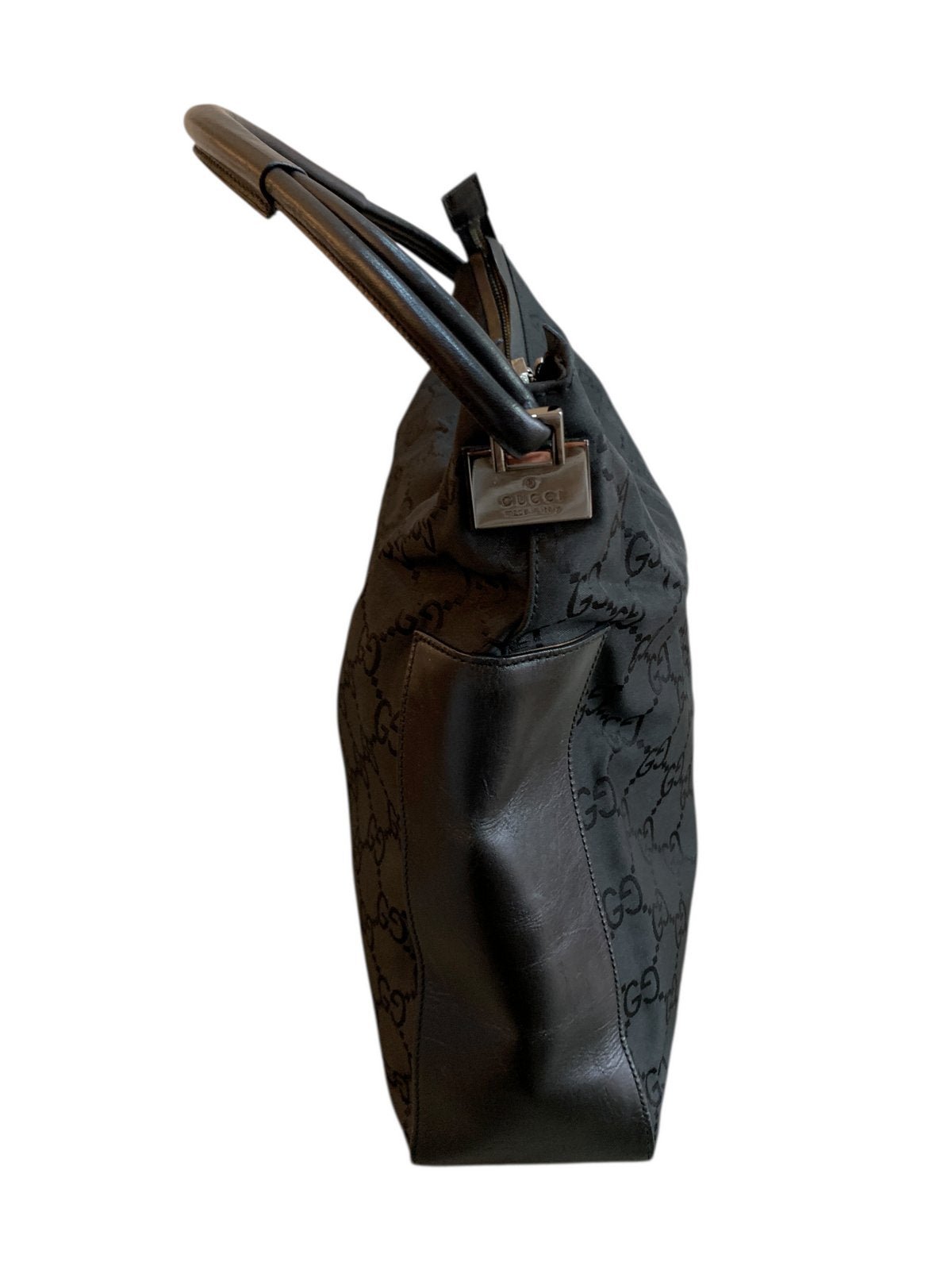 Gucci borsa a spalla in tessuto GG e pelle di colore nera - AgeVintage