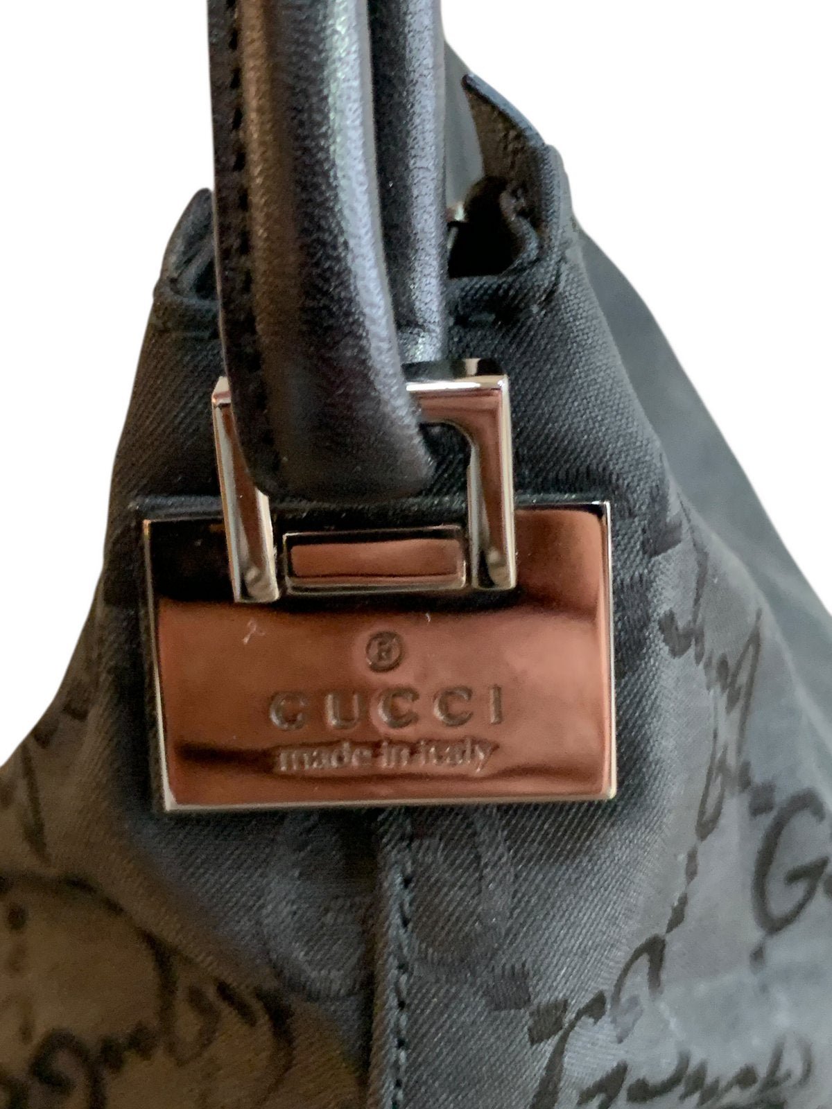 Gucci borsa a spalla in tessuto GG e pelle di colore nera - AgeVintage