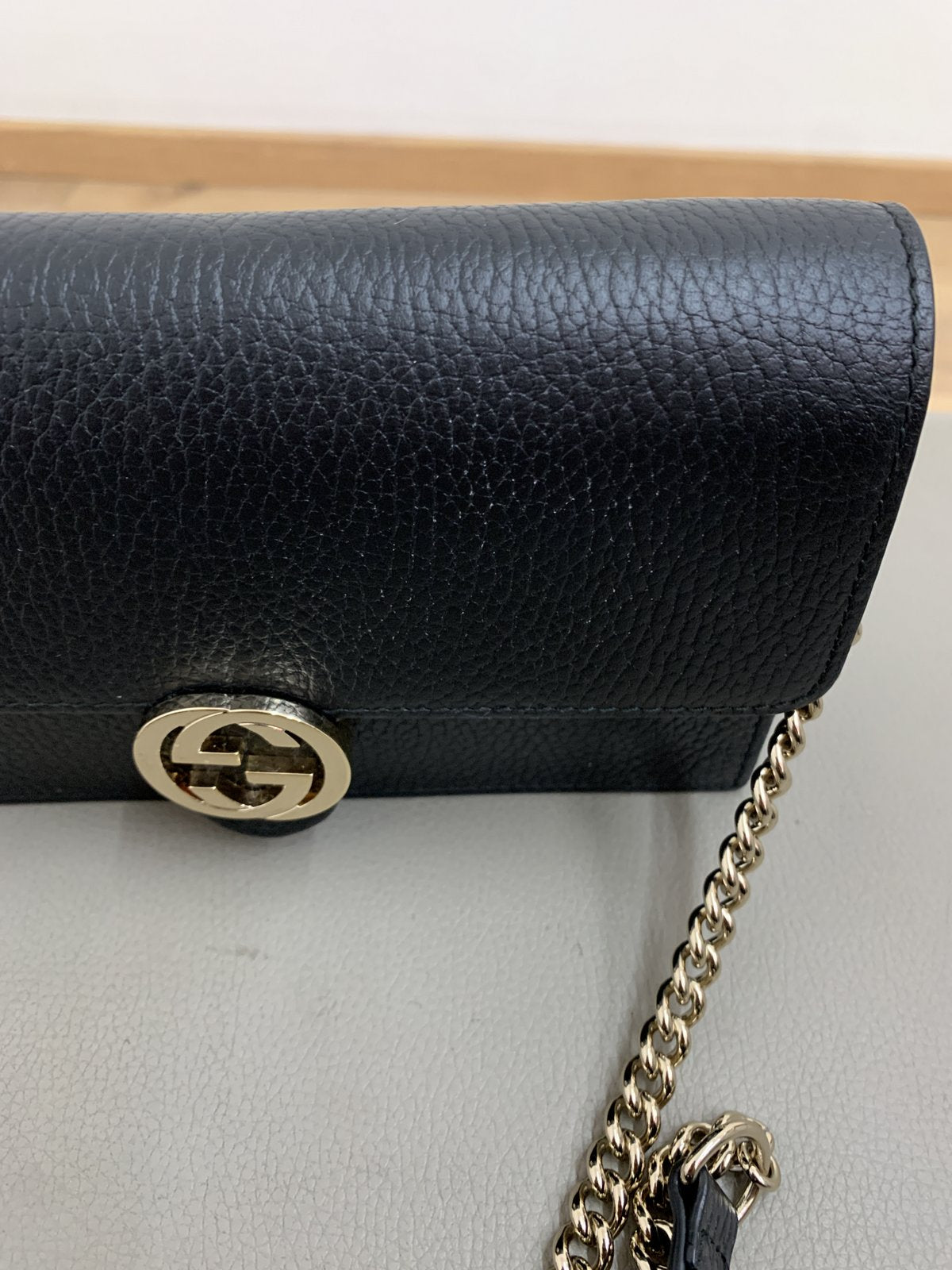 Gucci Interlocking Borsa wallet chain in pelle nera - AgeVintage