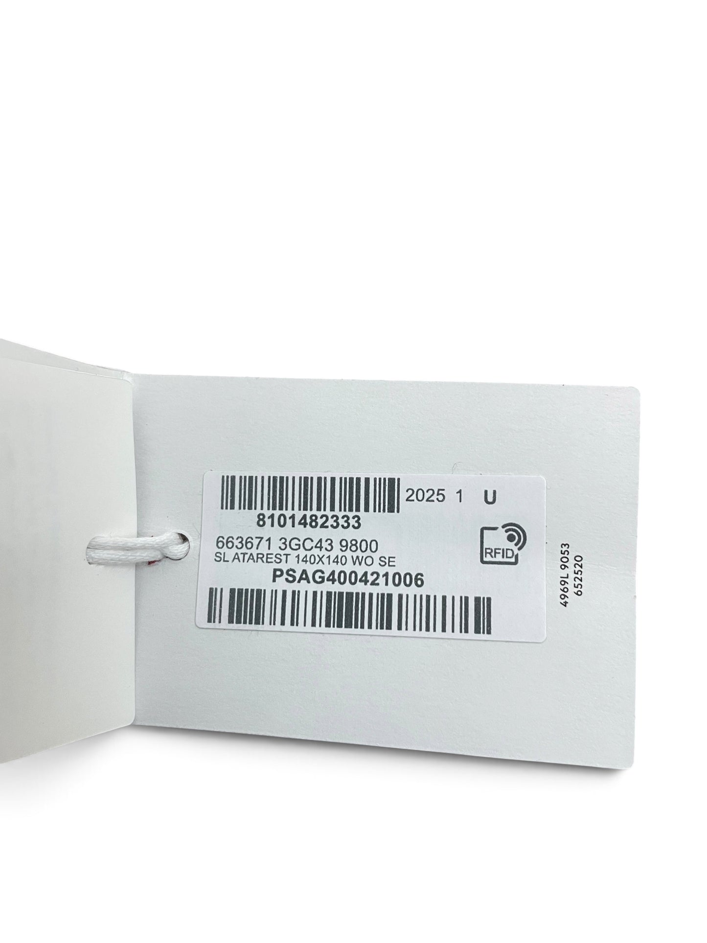 Cartellino Gucci con codice 663671 3GC43 e RFID