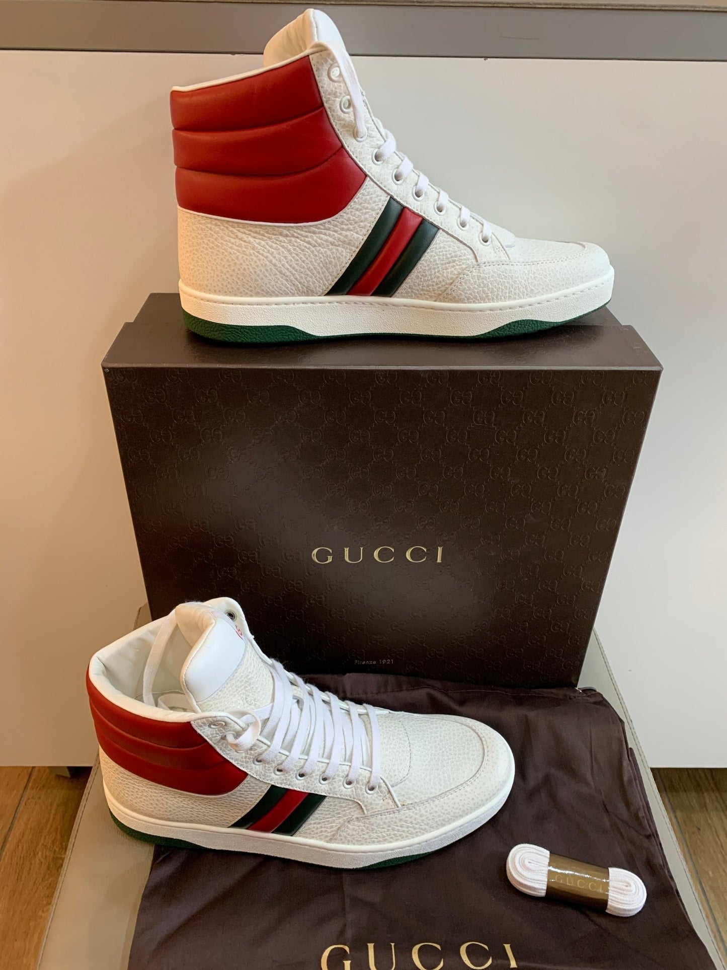 Gucci sneaker alte in pelle misura 10 G - AgeVintage