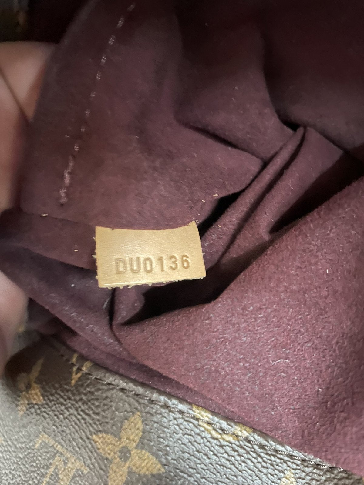 Louis Vuitton Melié Hobo in Tela Monogram - AgeVintage