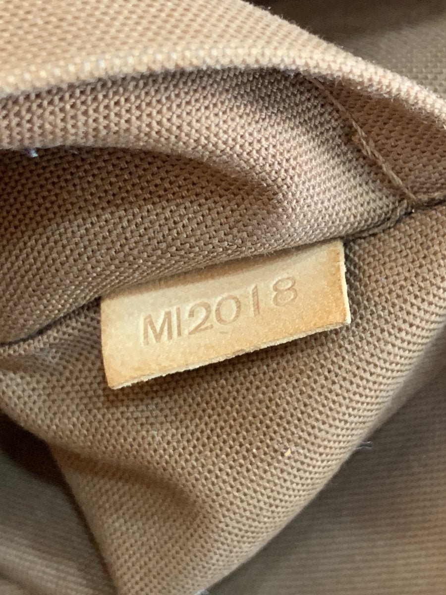 Louis Vuitton Palermo GM monogram MI2028 - AgeVintage