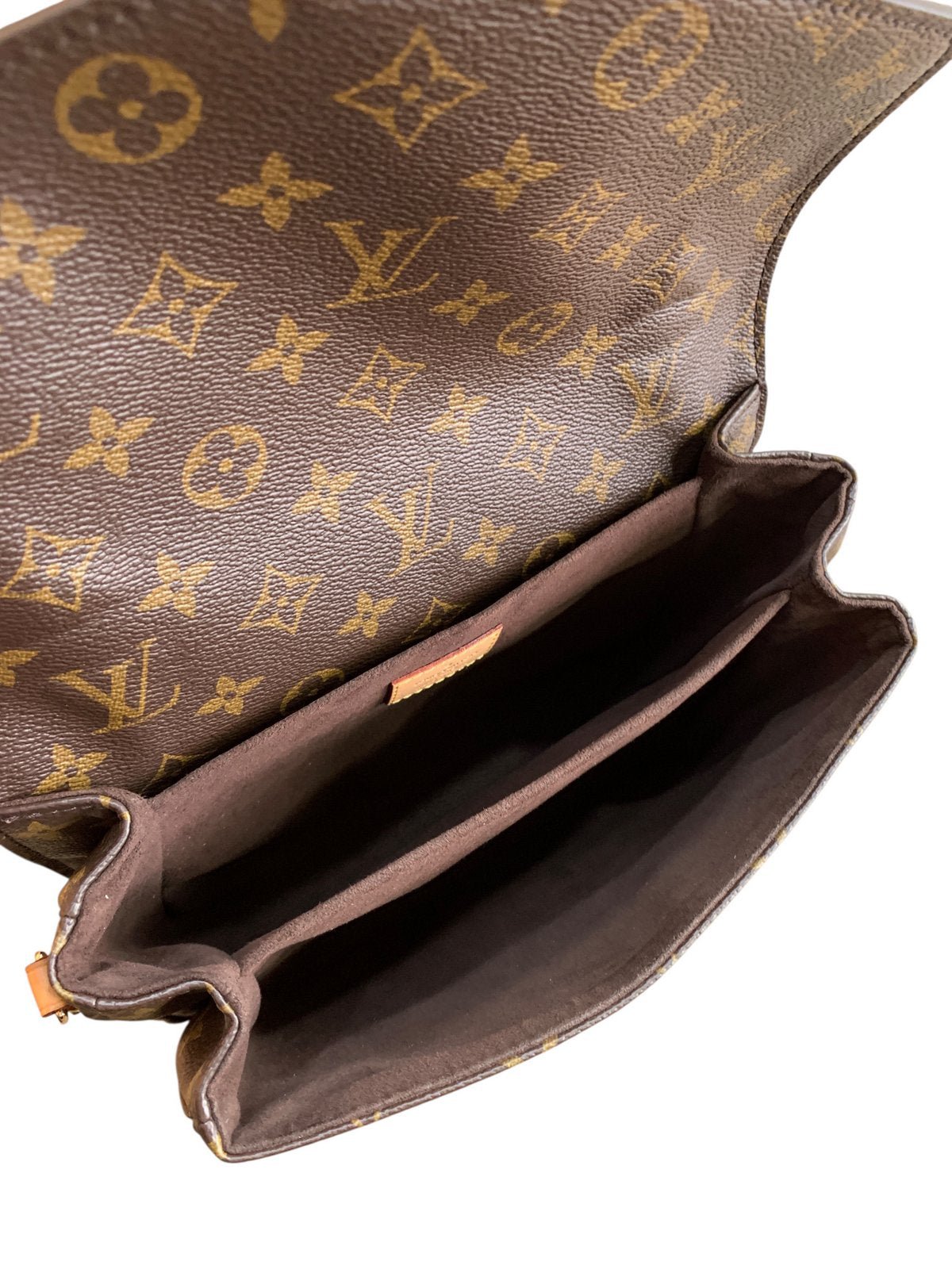 Louis Vuitton Pochette Métis Monogram M44875 - AgeVintage