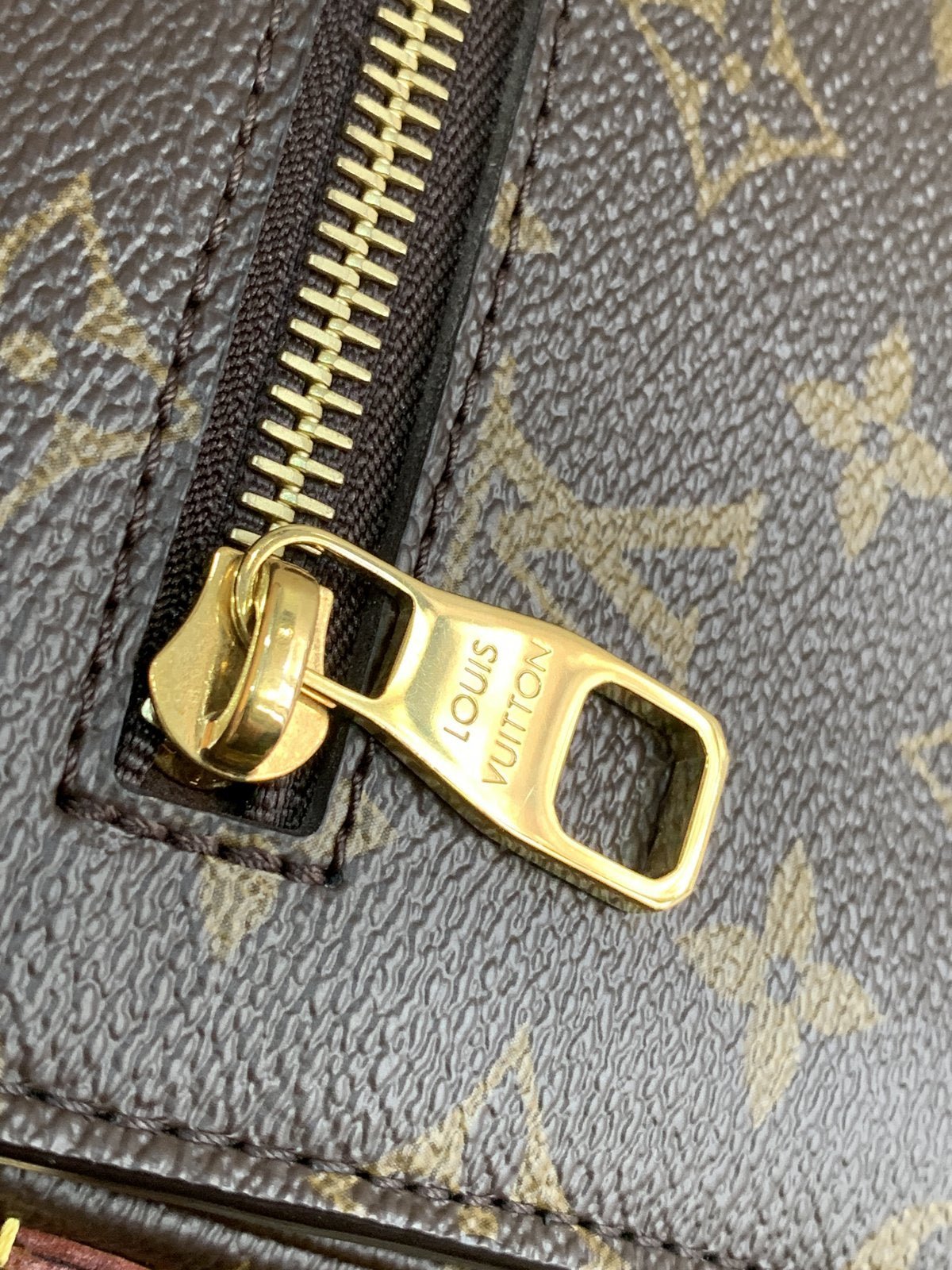 Louis Vuitton Pochette Métis Monogram M44875 - AgeVintage