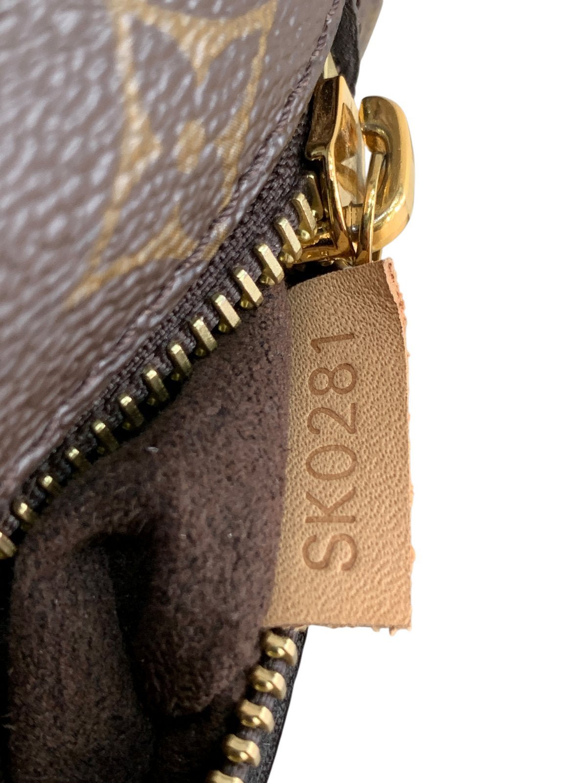 Louis Vuitton Pochette Métis Monogram M44875 - AgeVintage