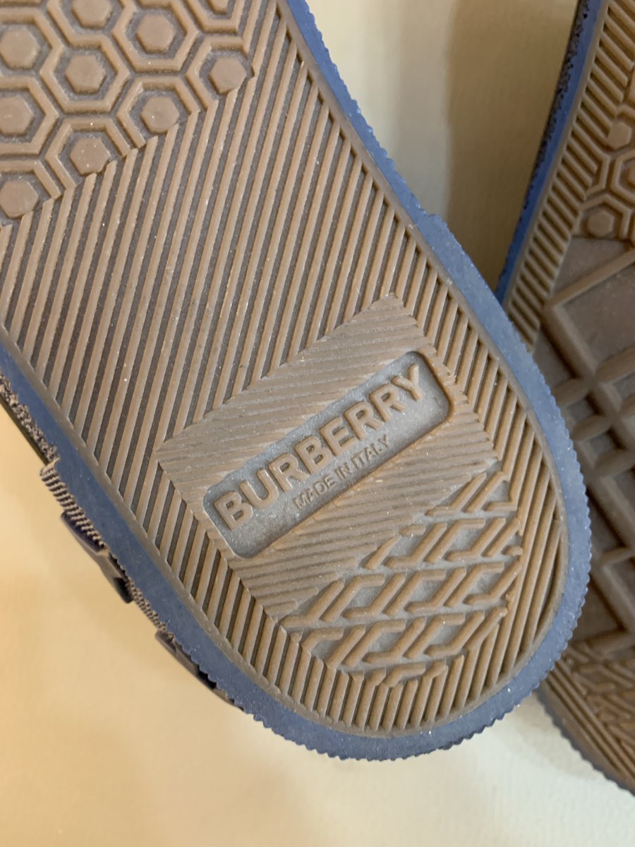 Burberry sneakers in tela misura 38 - AgeVintage