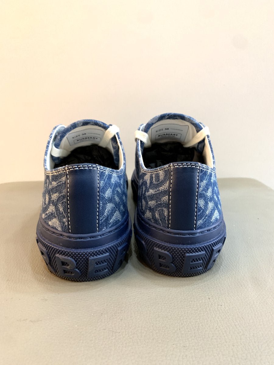 Burberry sneakers in tela misura 38 - AgeVintage