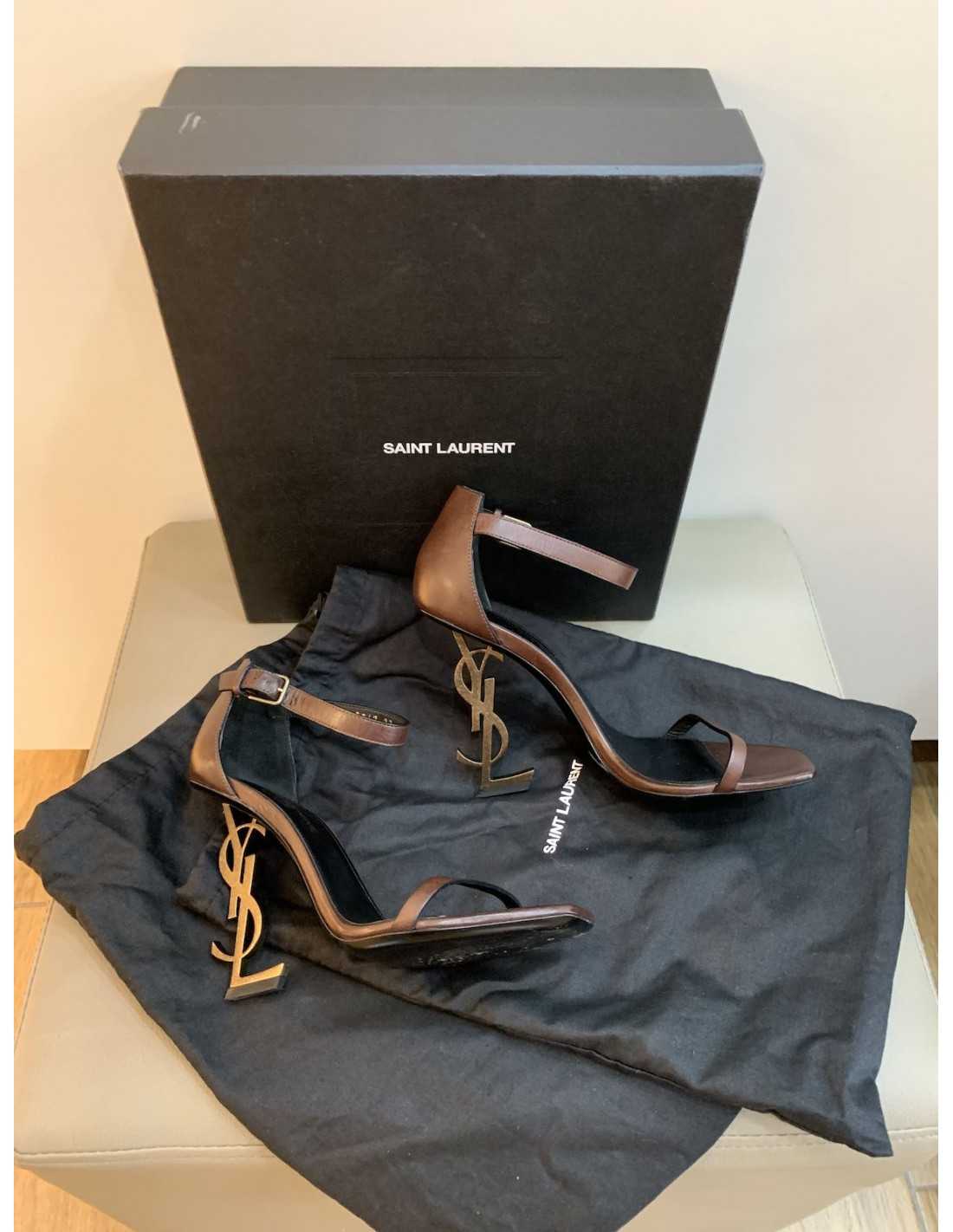 Saint Laurent Olympe sandali con tacco logo - AgeVintage