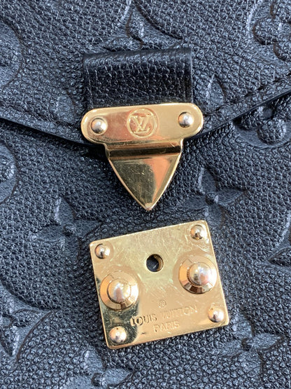 Louis Vuitton pochette Metis in pelle colore nera