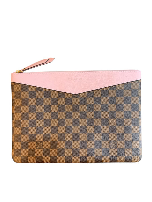 Louis Vuitton Pochette Daily – Damier Ebene / Rosa Ballerina