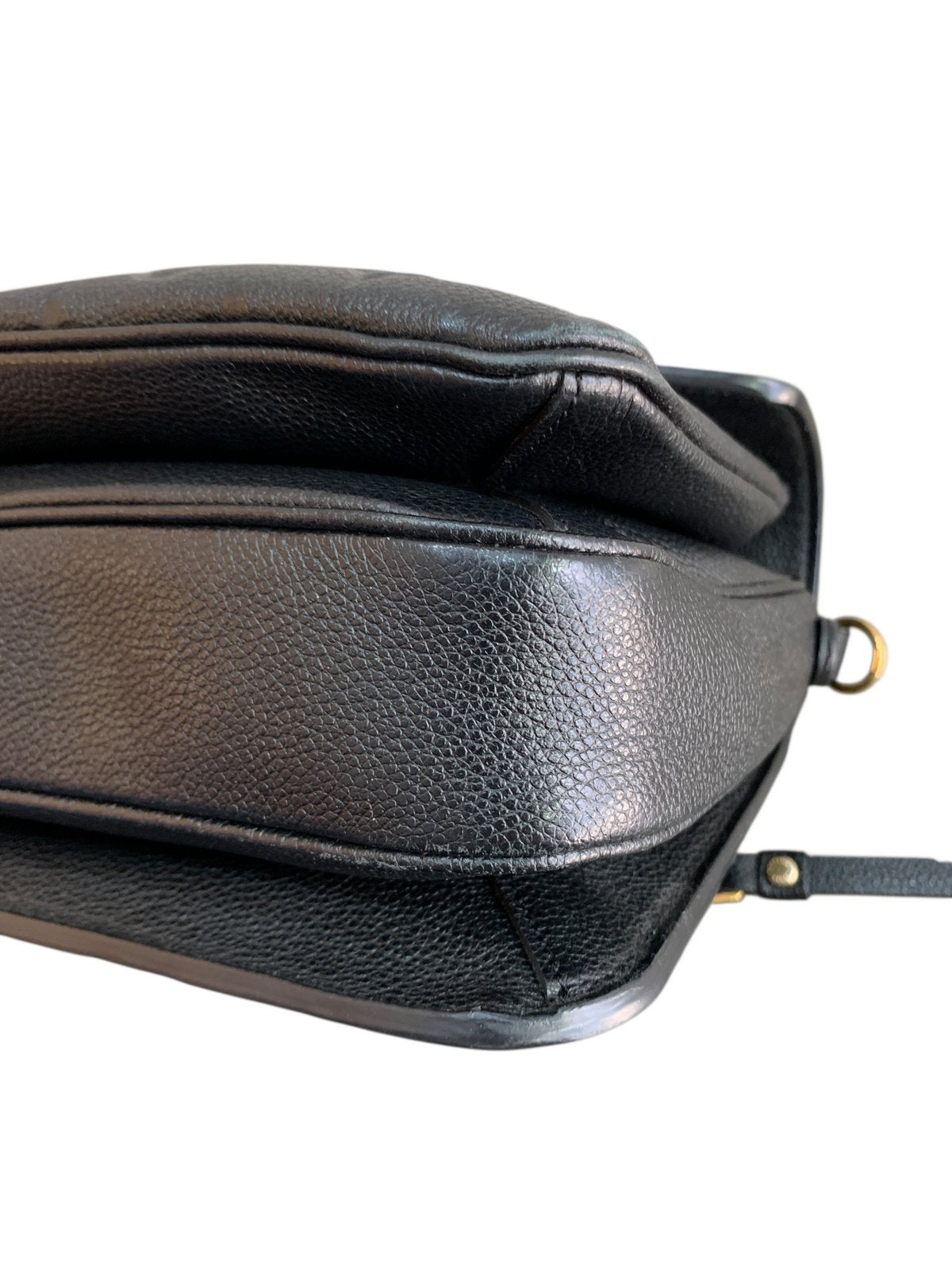 Louis Vuitton pochette Metis in pelle colore nera