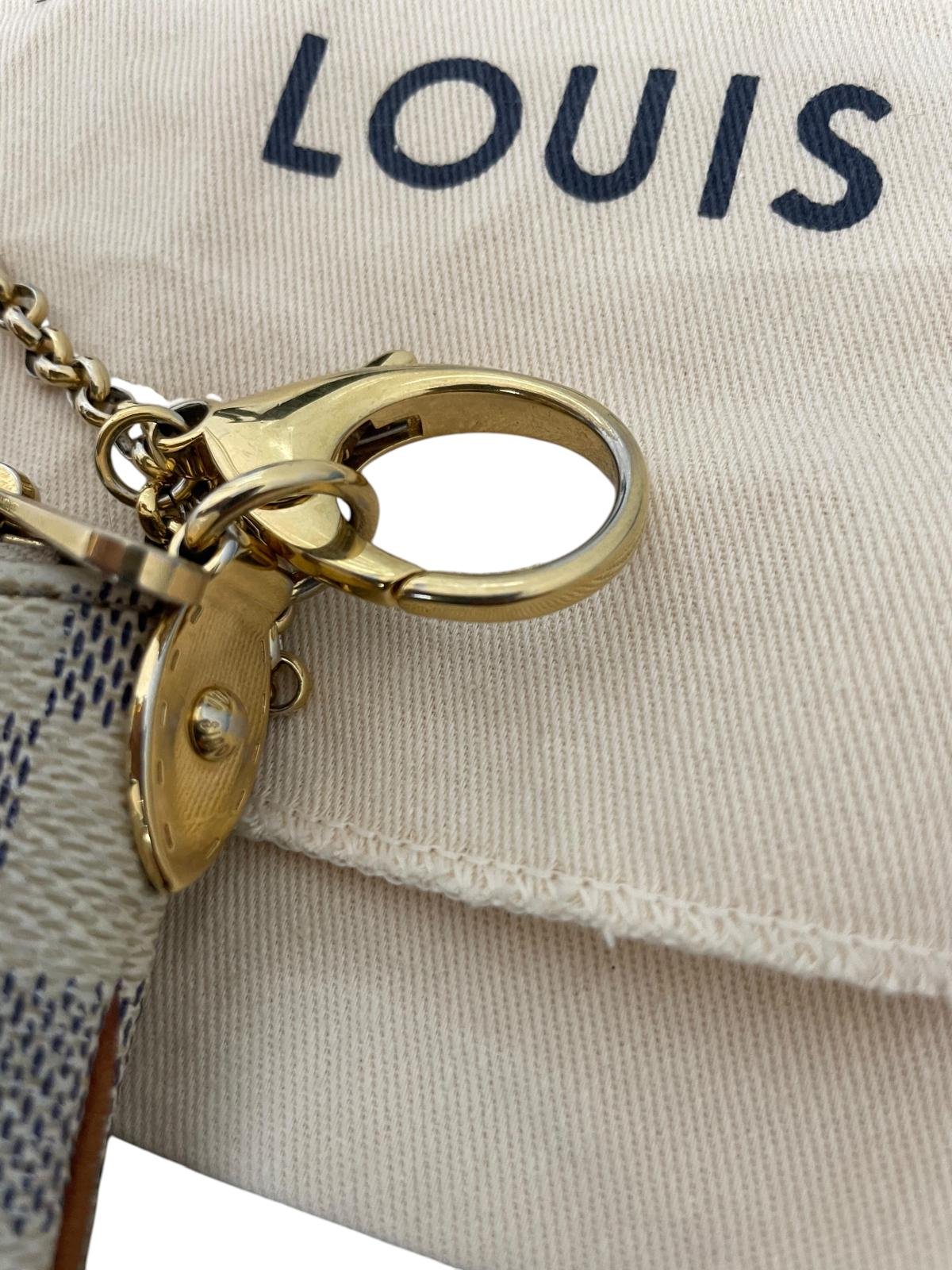 Louis Vuitton Milla MM Damier Azur AA0160