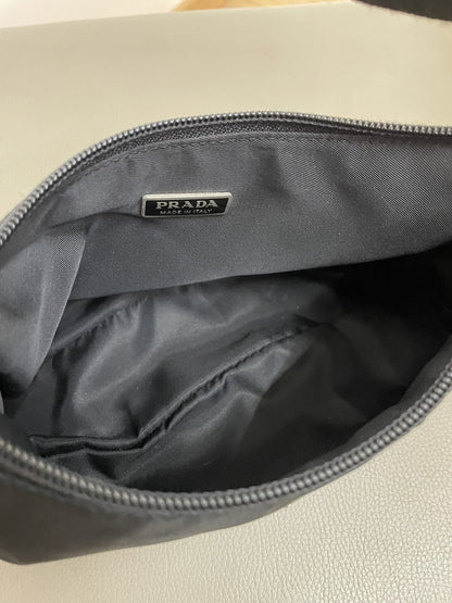 Prada Nylon Hobo Bag Nera Originale 2000 – Tessuto Re-Nylon Vintage