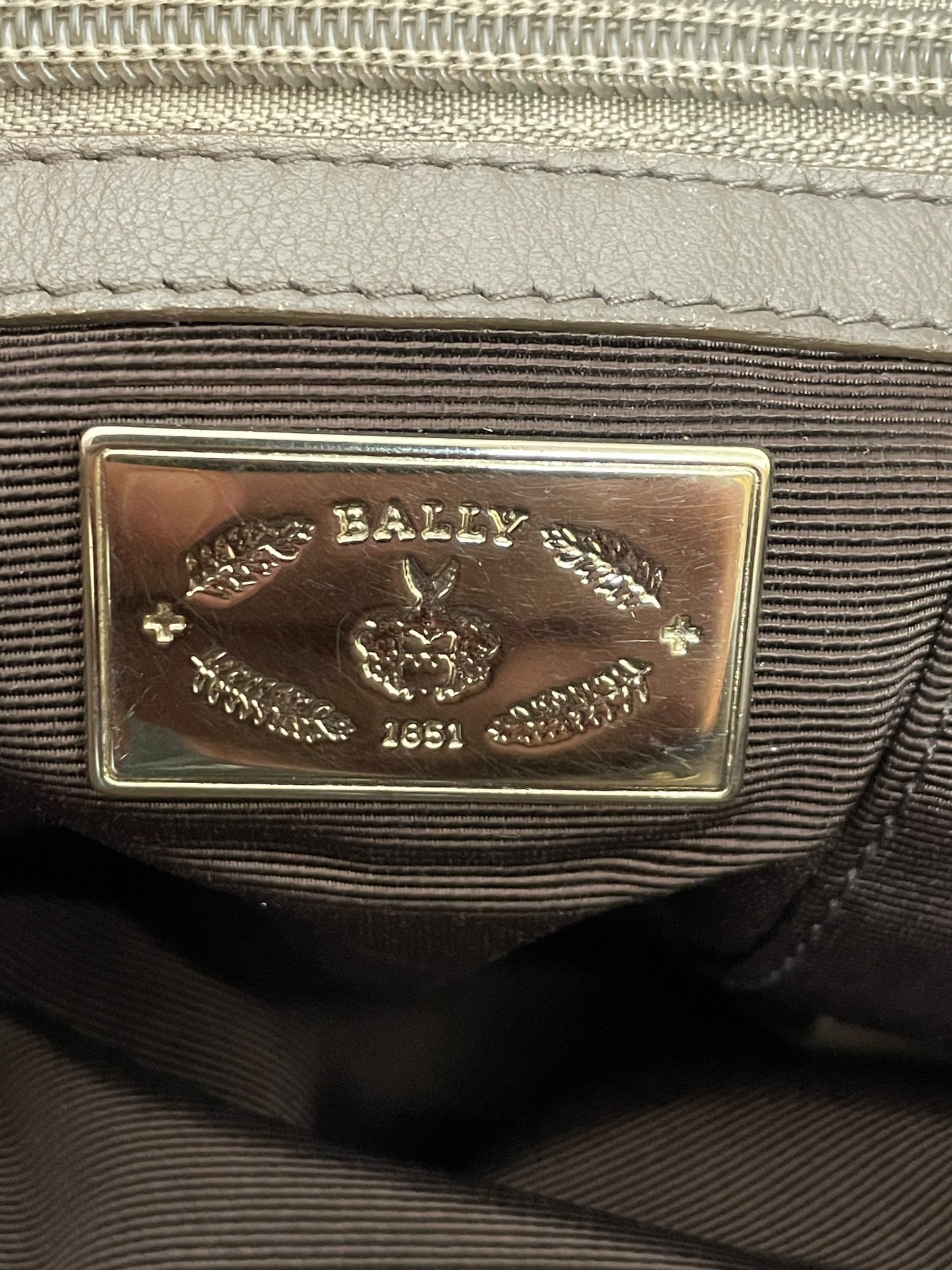 Placca logo Bally 1851 interno borsa