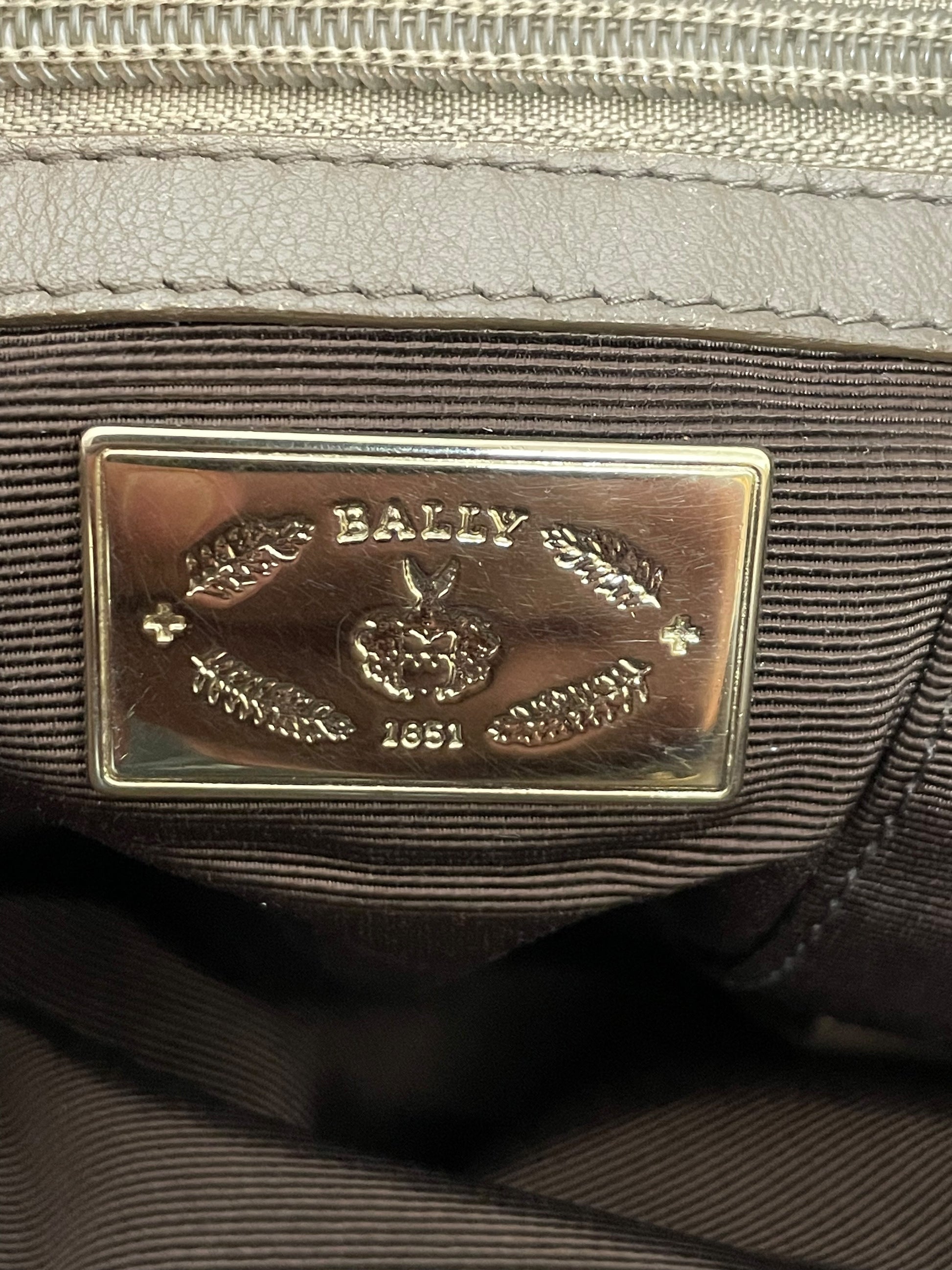 Placca logo Bally 1851 interno borsa