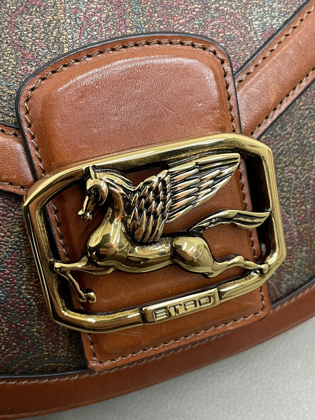 Borsa a Tracolla Etro Pegaso Vintage in Canvas Paisley e Pelle - AgeVintage