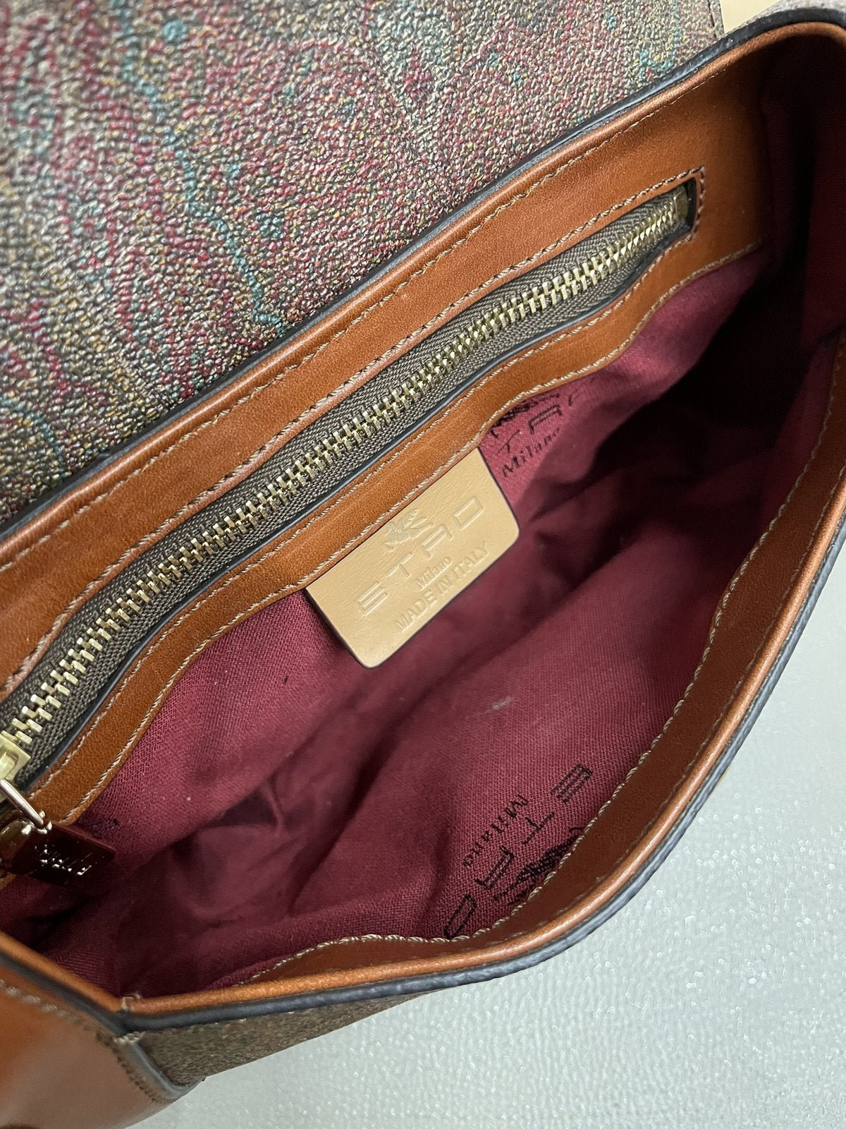 Borsa a Tracolla Etro Pegaso Vintage in Canvas Paisley e Pelle - AgeVintage