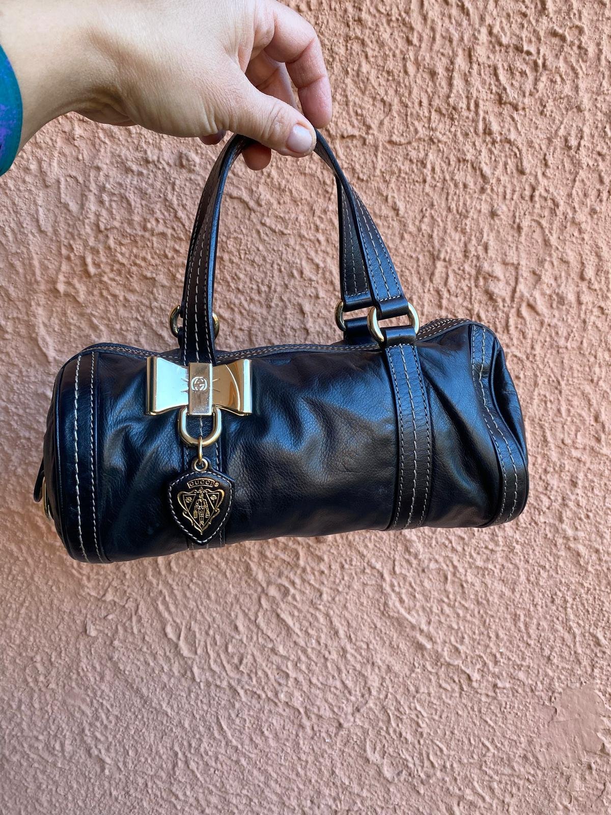 Borsa Bauletto Gucci Duchessa Mini in Morbida Pelle Nera - AgeVintage