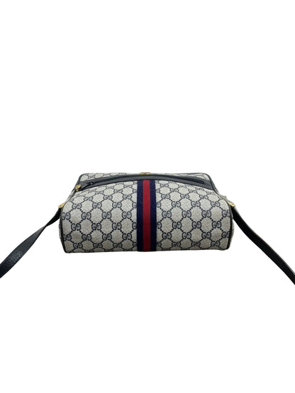 Base e fondo in tela GG Supreme della borsa a tracolla Gucci vintage
