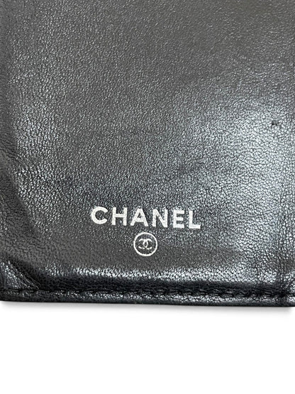 Chanel portafoglio interno logo Chanel stampato pelle nera