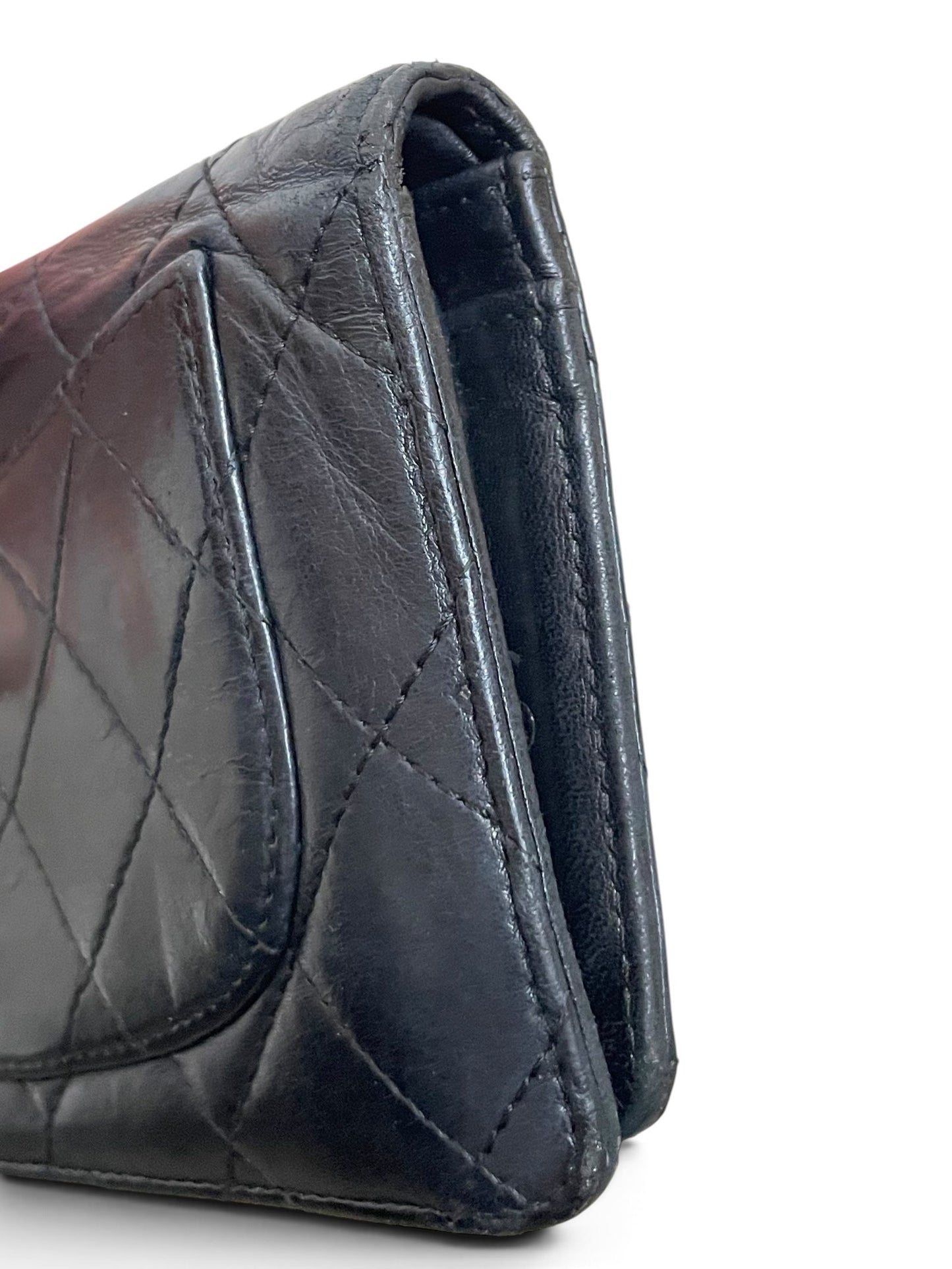 Chanel portafoglio Reissue angolo destro dettaglio pelle
