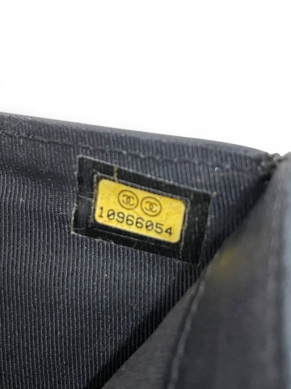 Chanel portafoglio seriale 10966054 dettaglio etichetta