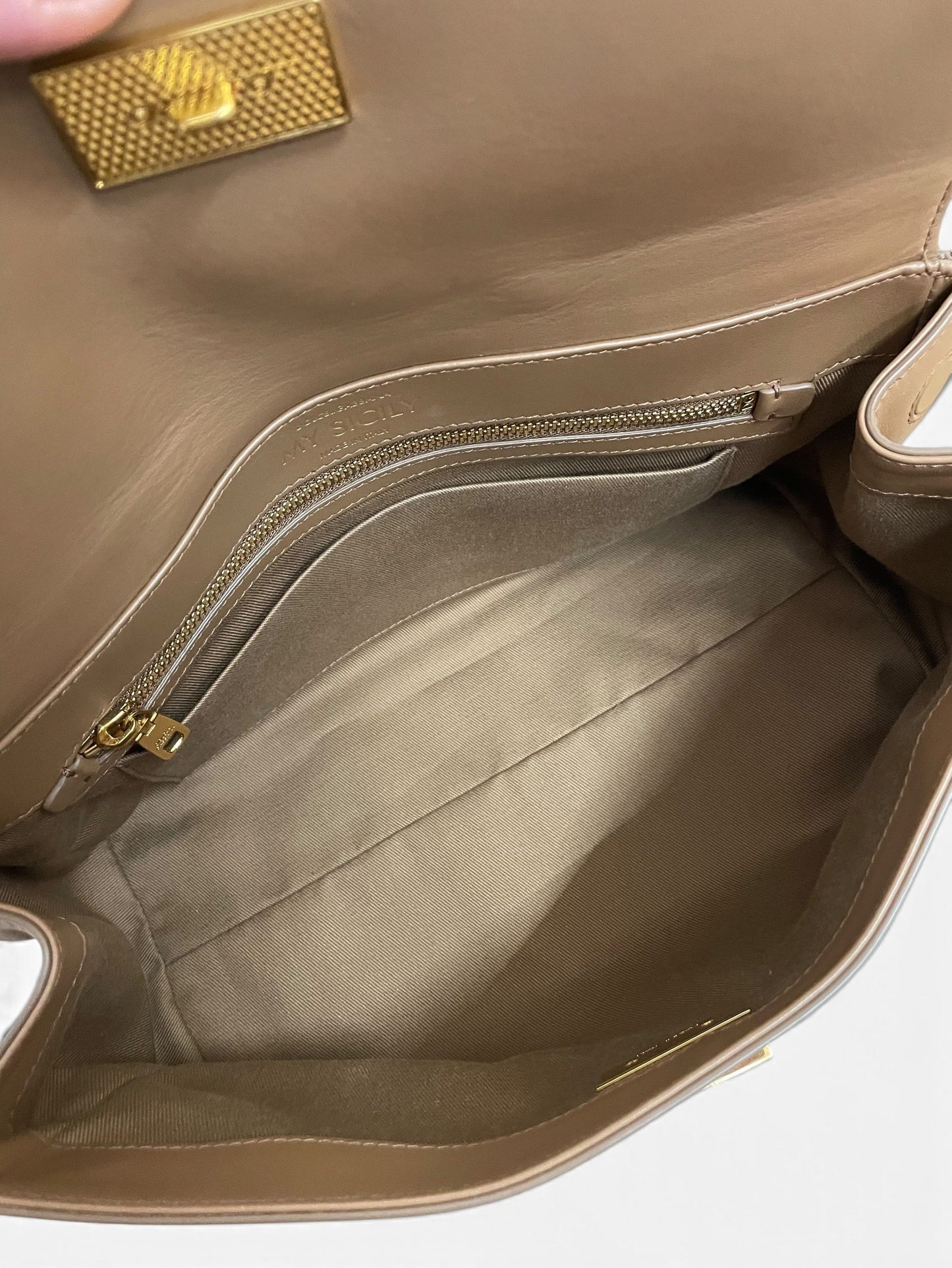 Interno borsa Dolce Gabbana My Sicily marrone con tasca a cerniera