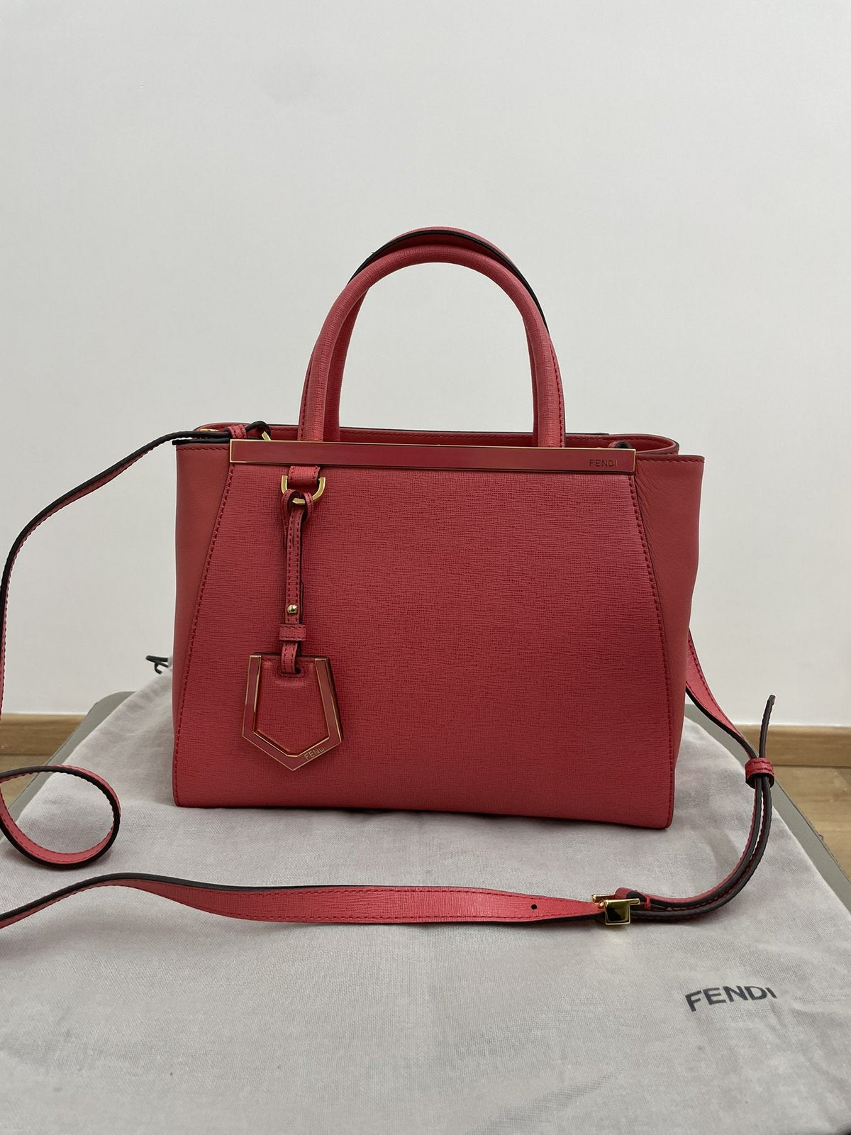Fendi 2Jours borsa in pelle color rosa acceso - AgeVintage