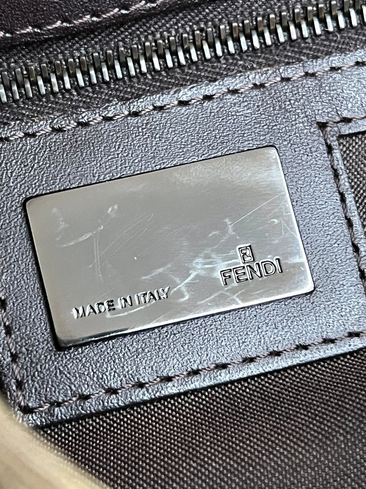 Placca Fendi Made in Italy interno Baguette Zucchino