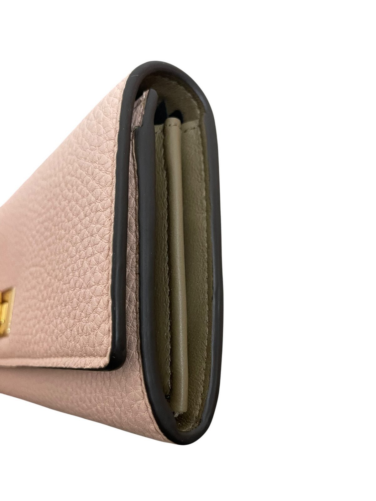 Fendi Portafoglio Continental Peekaboo in Pelle Rosa - AgeVintage