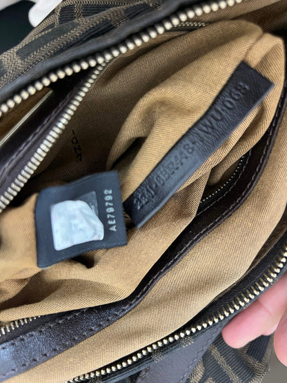 Etichetta seriale interna Fendi Zucca Hobo AE79792