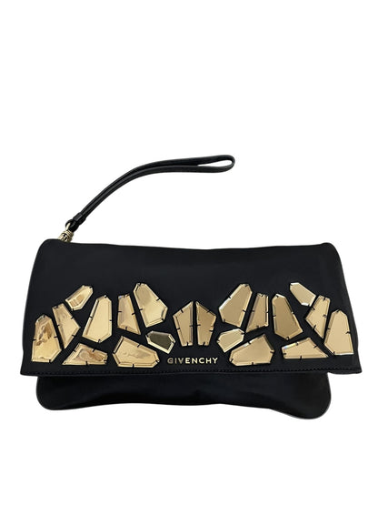 Clutch Givenchy nylon nera con decorazioni specchio dorato fronte