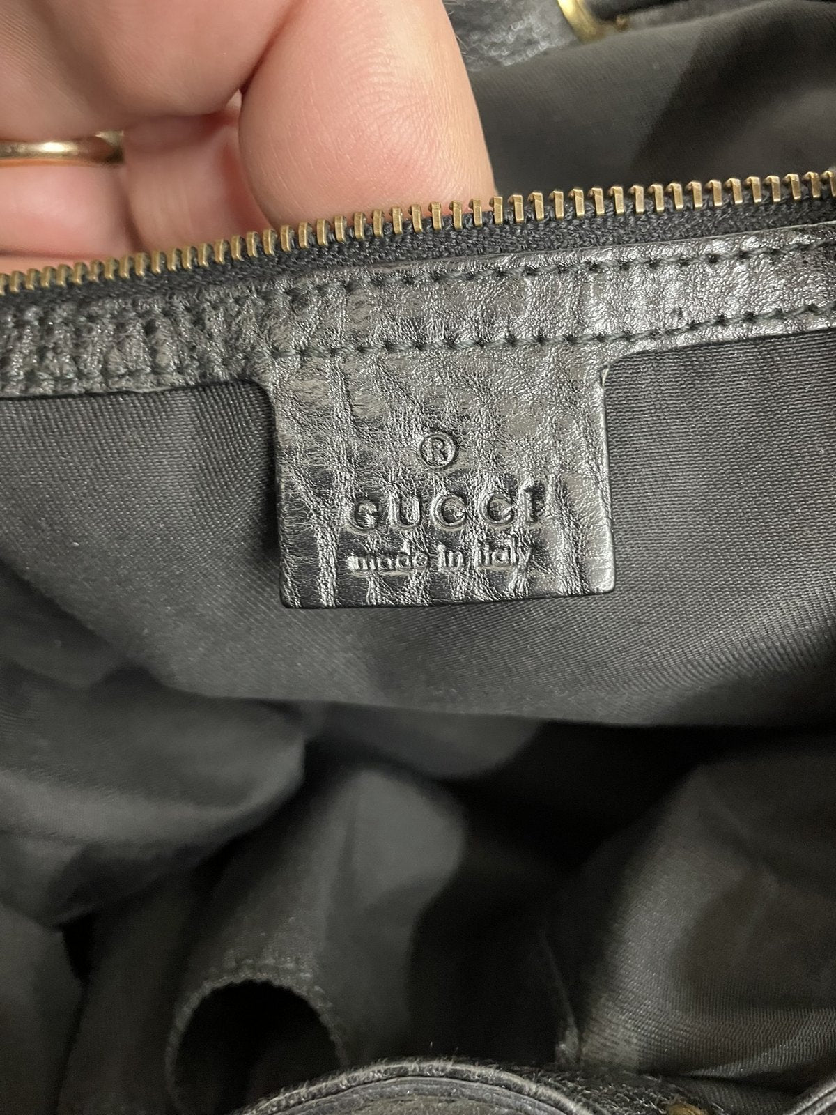 Gucci borsa Interlocking Icon Hobo in Pelle Nera - AgeVintage