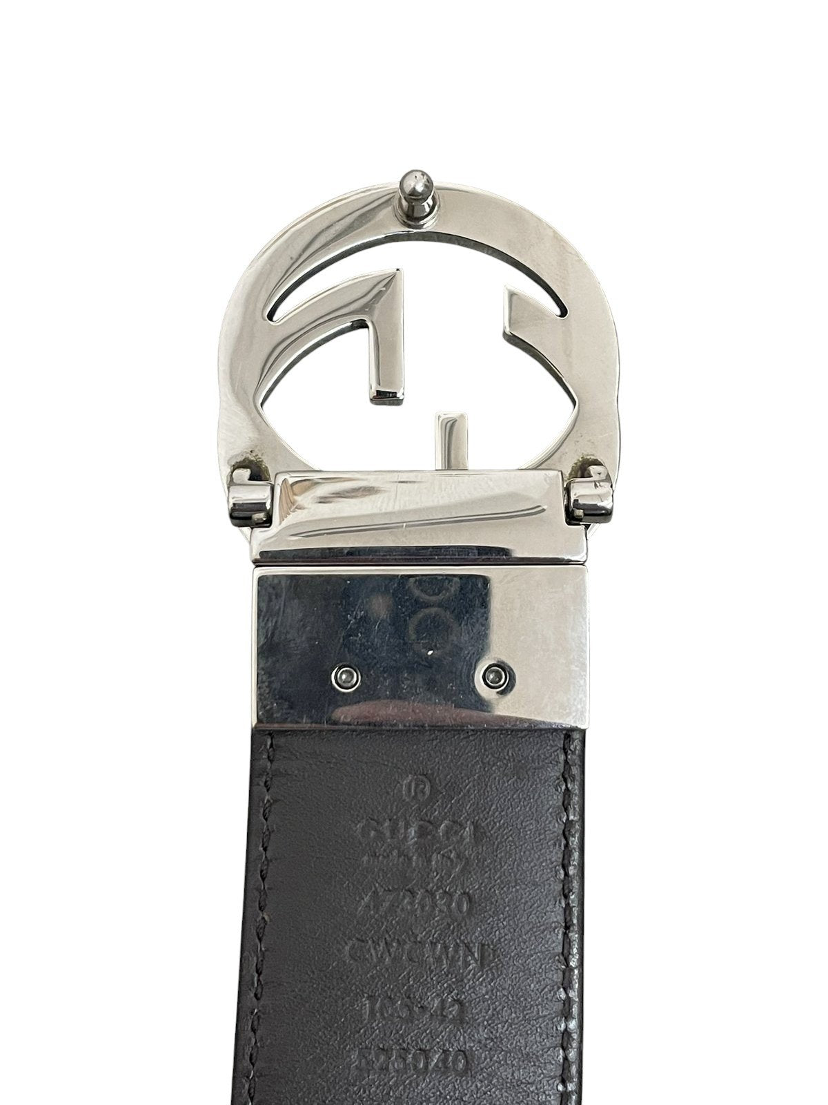 Retro fibbia Gucci GG argento con codice modello 473030 stampato