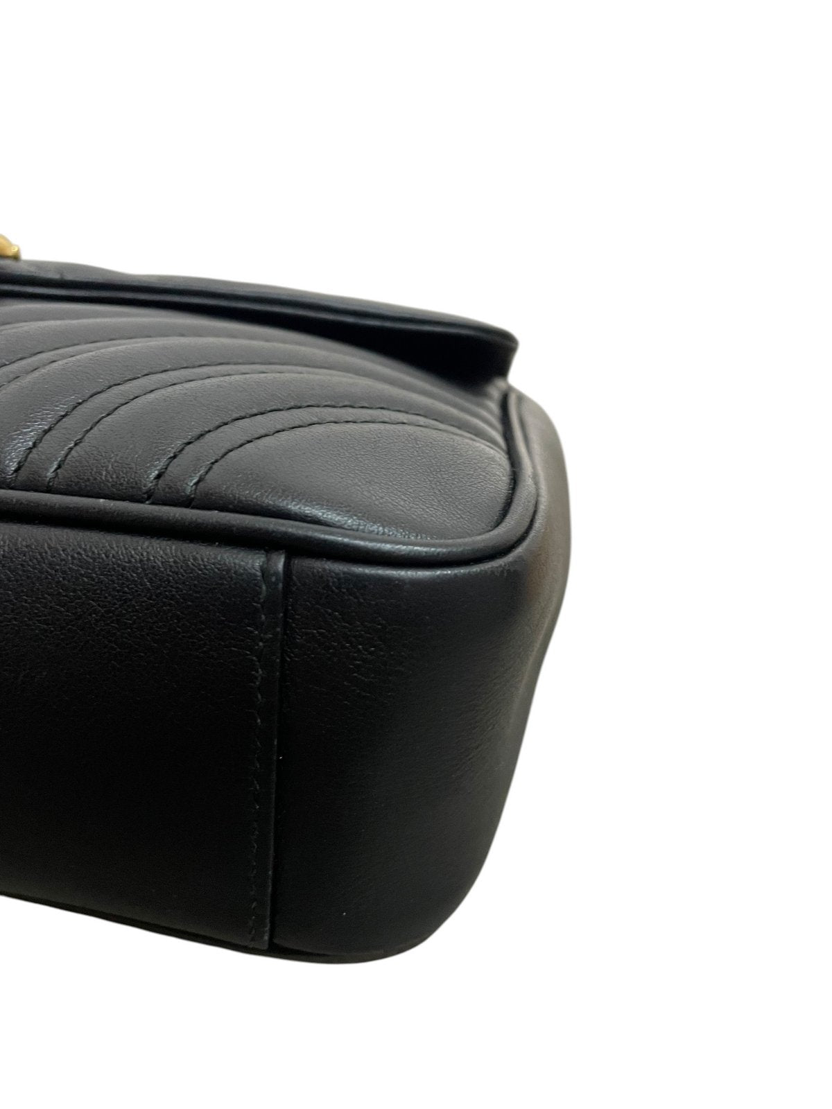 Gucci GG Marmont Small borsa in Pelle Matelassé Nera - AgeVintage