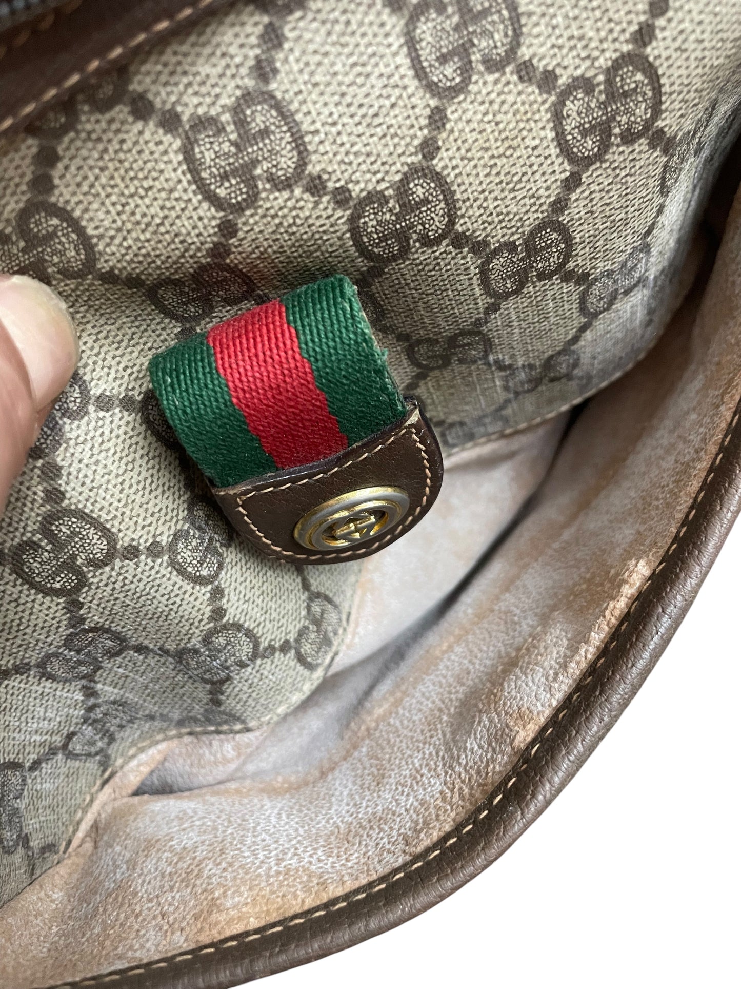 Interno Gucci Ophidia con tela GG e chiusura Web