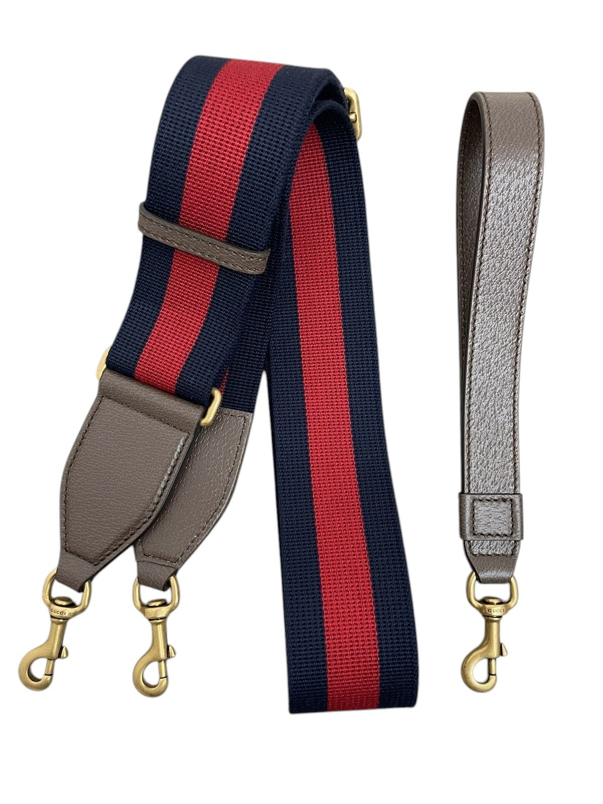 Dettaglio della tracolla in tessuto Web blu e rosso e della tracolla in pelle Gucci - agevintage