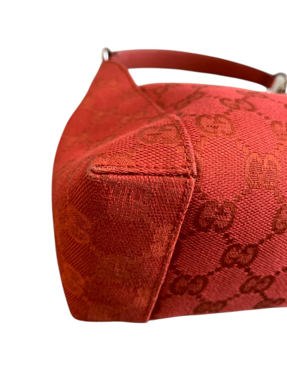 Gucci pochette in tela e pelle colore rosso corallo - AgeVintage