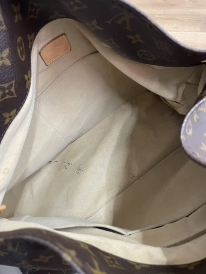 Louis Vuitton Artsy Monogram - AgeVintage