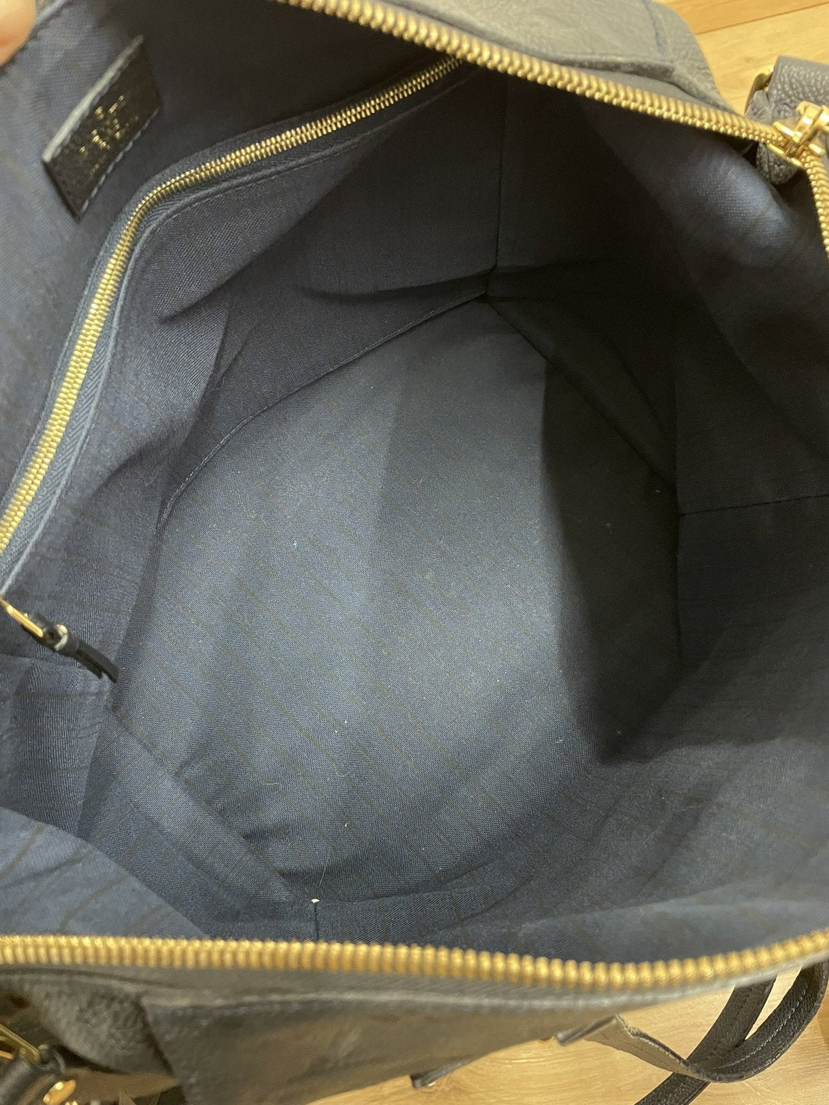 Louis Vuitton Lumineuse PM in pelle colore blu navy - AgeVintage