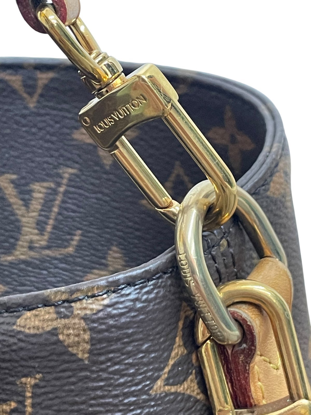 Louis Vuitton Melié Hobo in Tela Monogram - AgeVintage