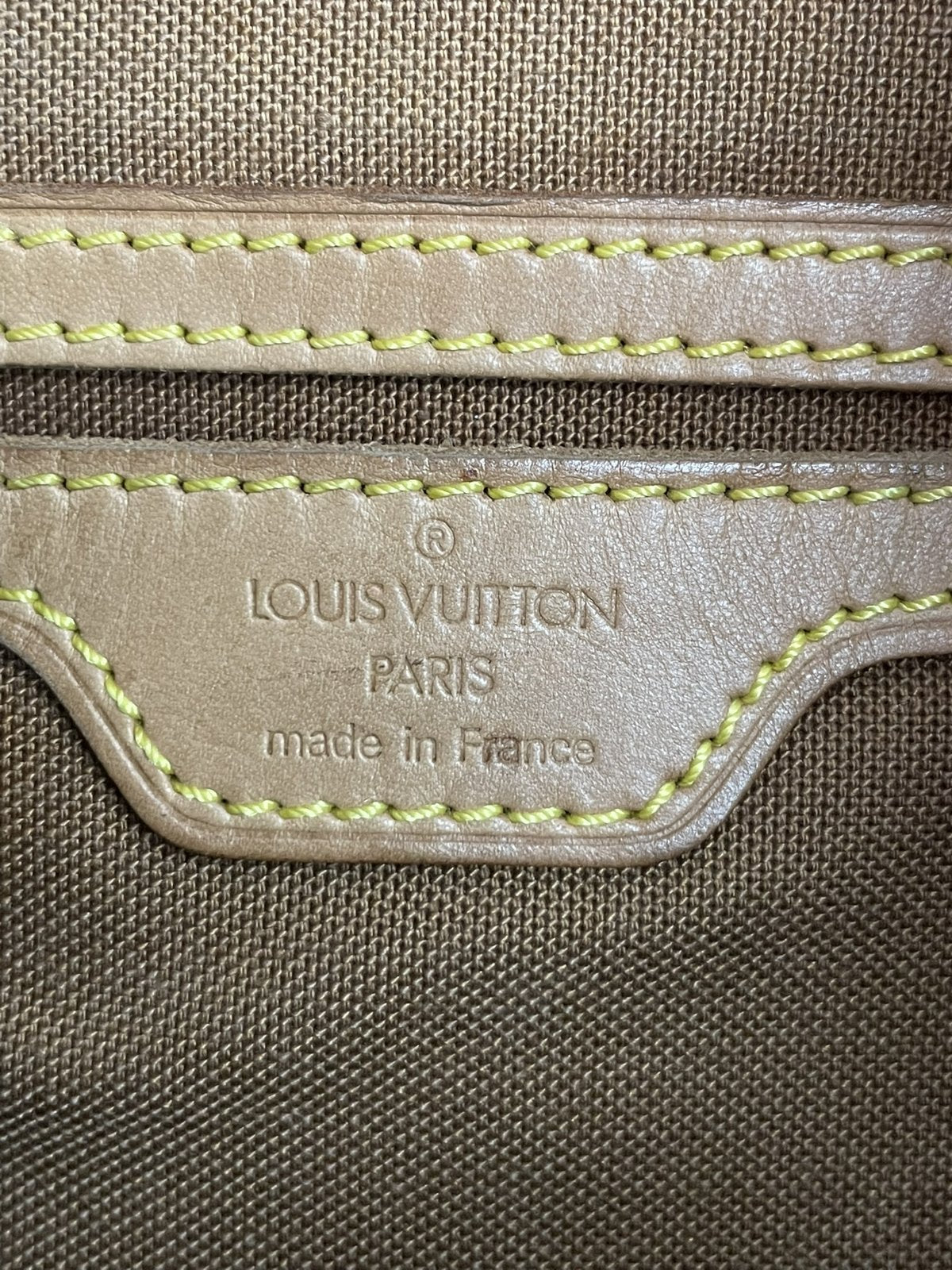 Tasca interna a filetto con stampo impresso Louis Vuitton Paris Made in France - agevintage