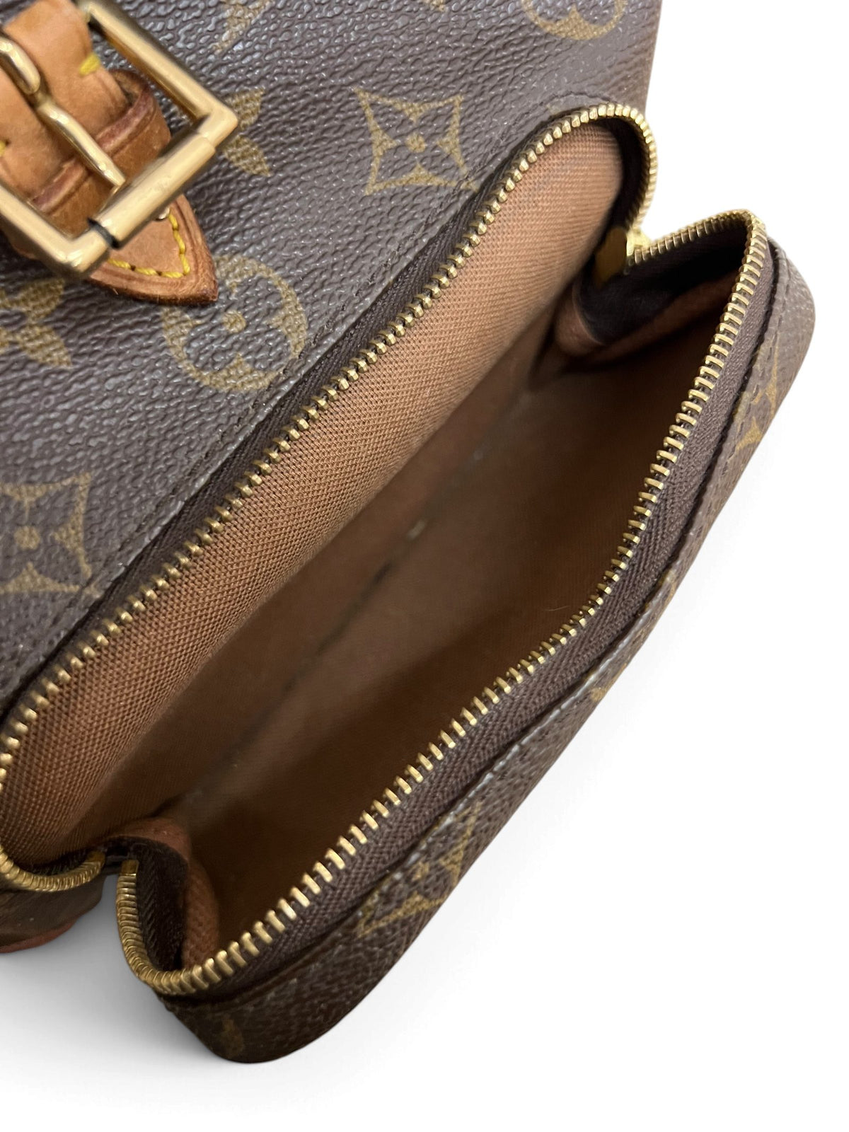 Tasca frontale aperta zaino Louis Vuitton Montsouris dettaglio