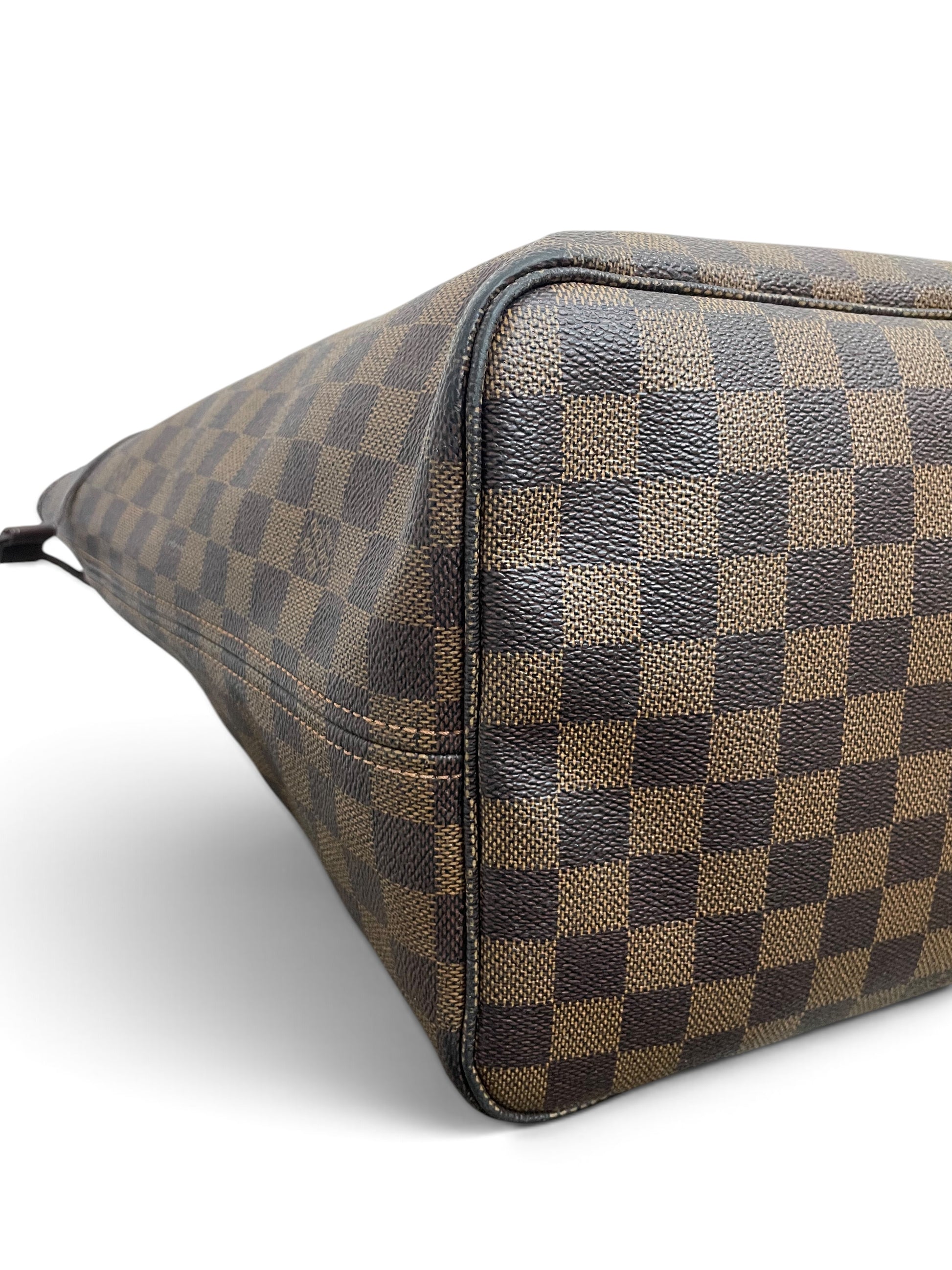 Angolo laterale Louis Vuitton Neverfull GM Damier Ebene