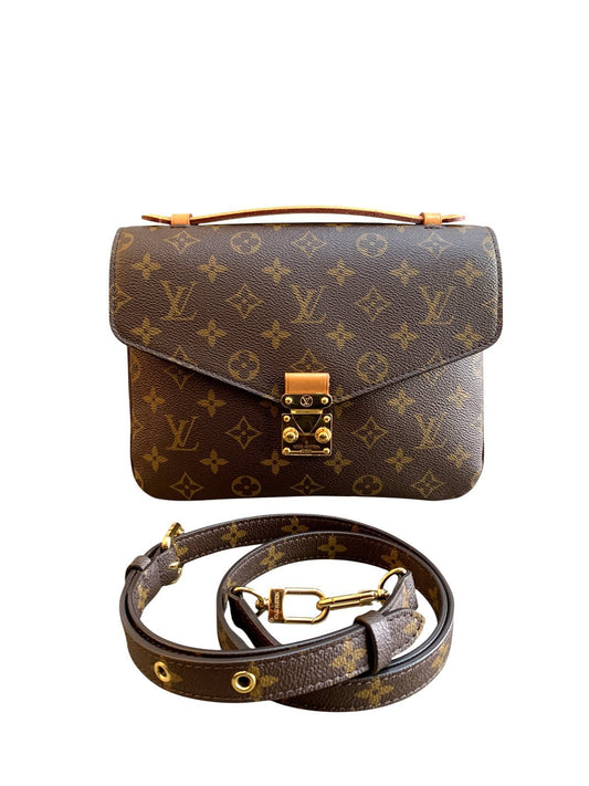 Louis Vuitton Pochette Métis Monogram M44875 - AgeVintage