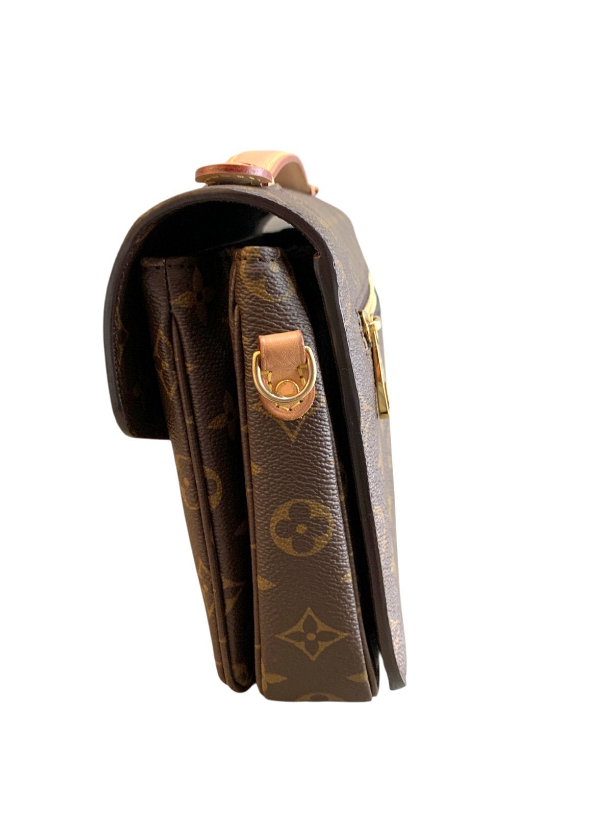Louis Vuitton Pochette Métis Monogram M44875 Datacode DR5109 - AgeVintage